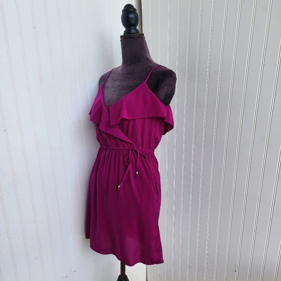 American Eagle Fushia Pink Silky Satin Ruffle V-Neck Dress Sleveless Sz XS - Picture 3 of 15